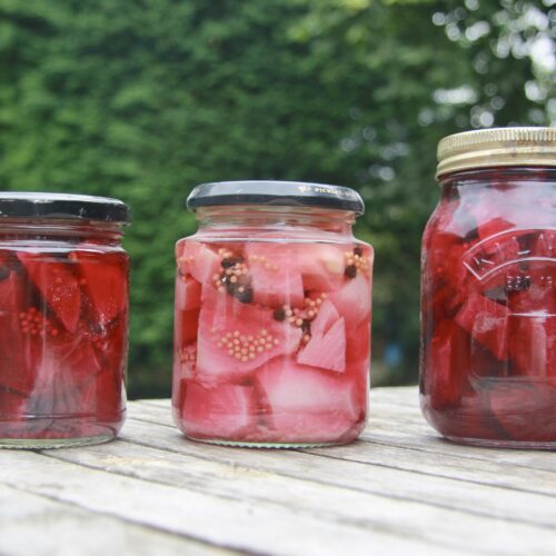 Canning beetroot