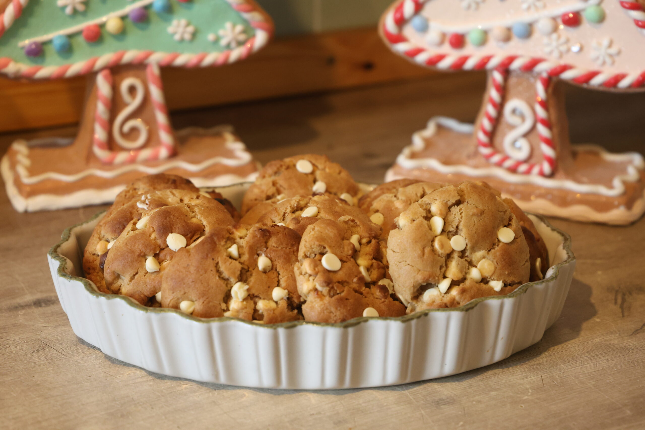 White Chocolate Gingerbread Cookies